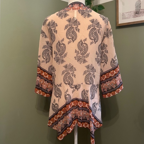 Bohemian Paisley Pattern Cardigan - Picture 2 of 7
